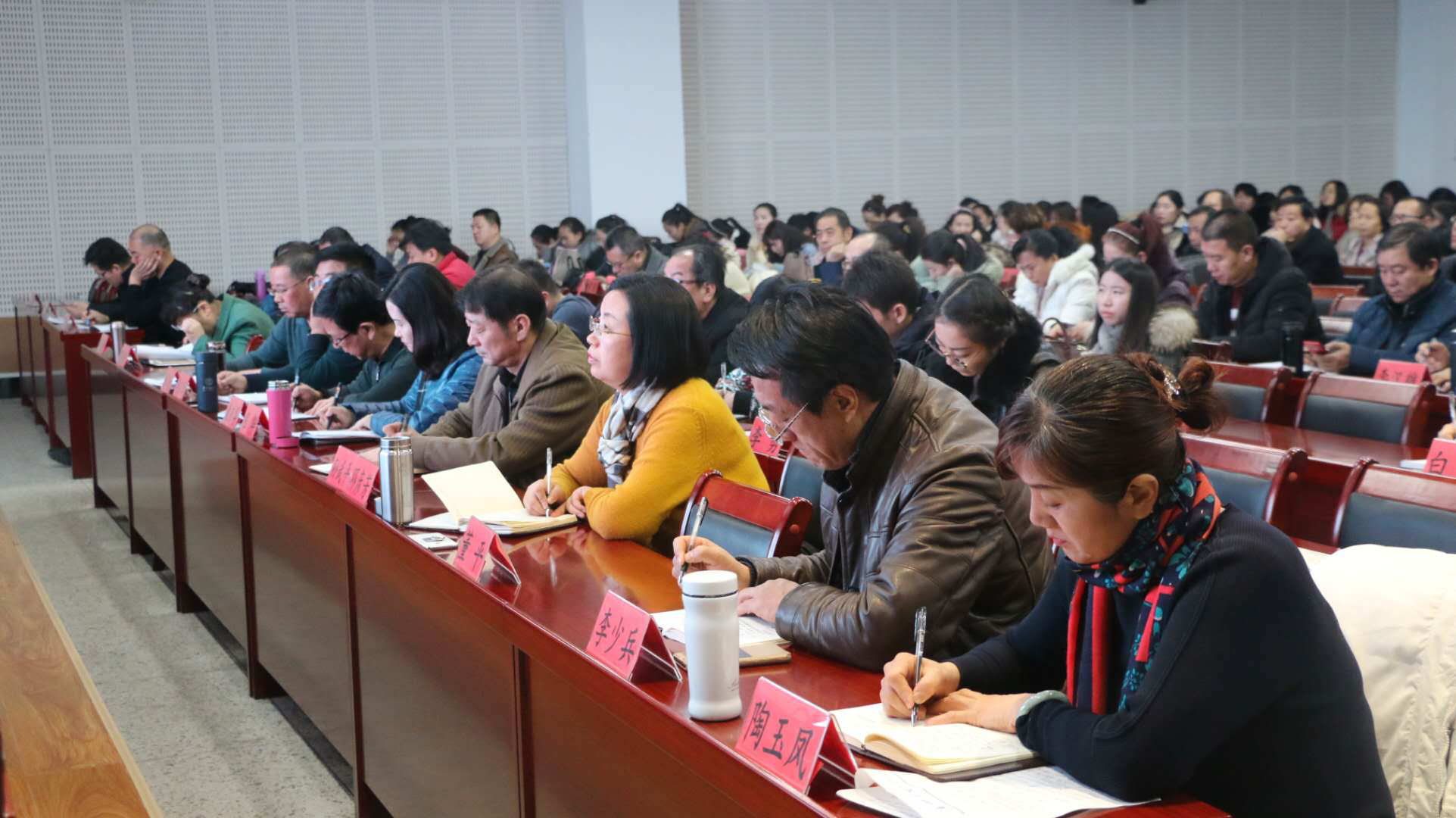 1516243671601061634.png 图片1.png